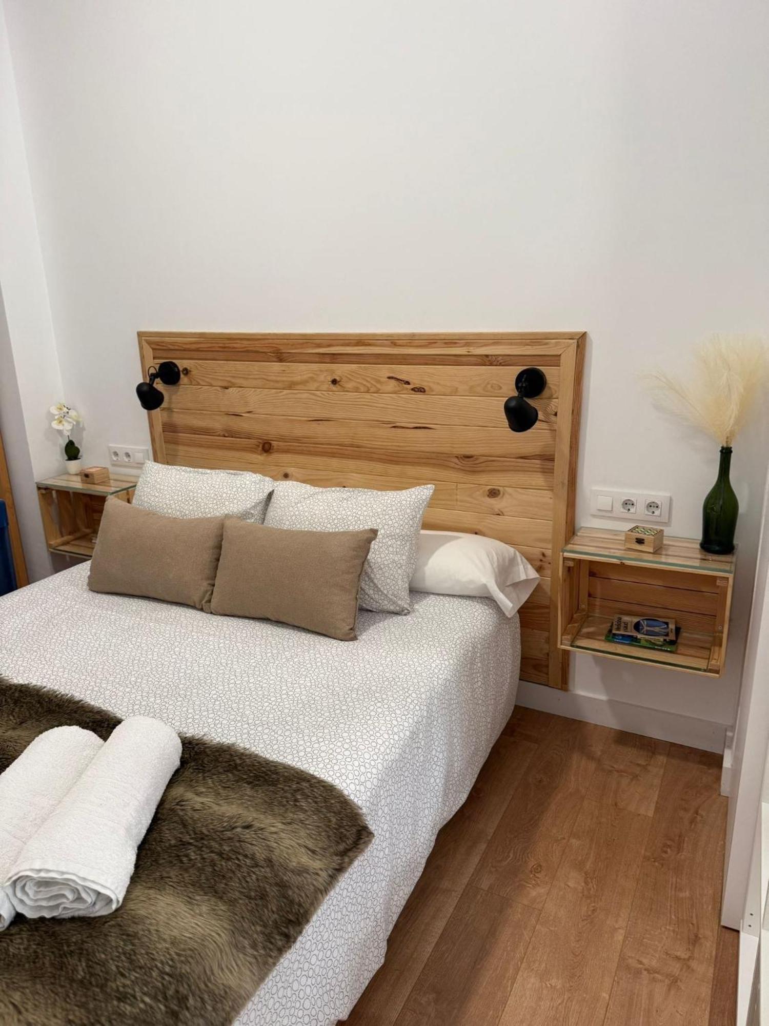 Apartamento Turistico Leo Baena Dış mekan fotoğraf