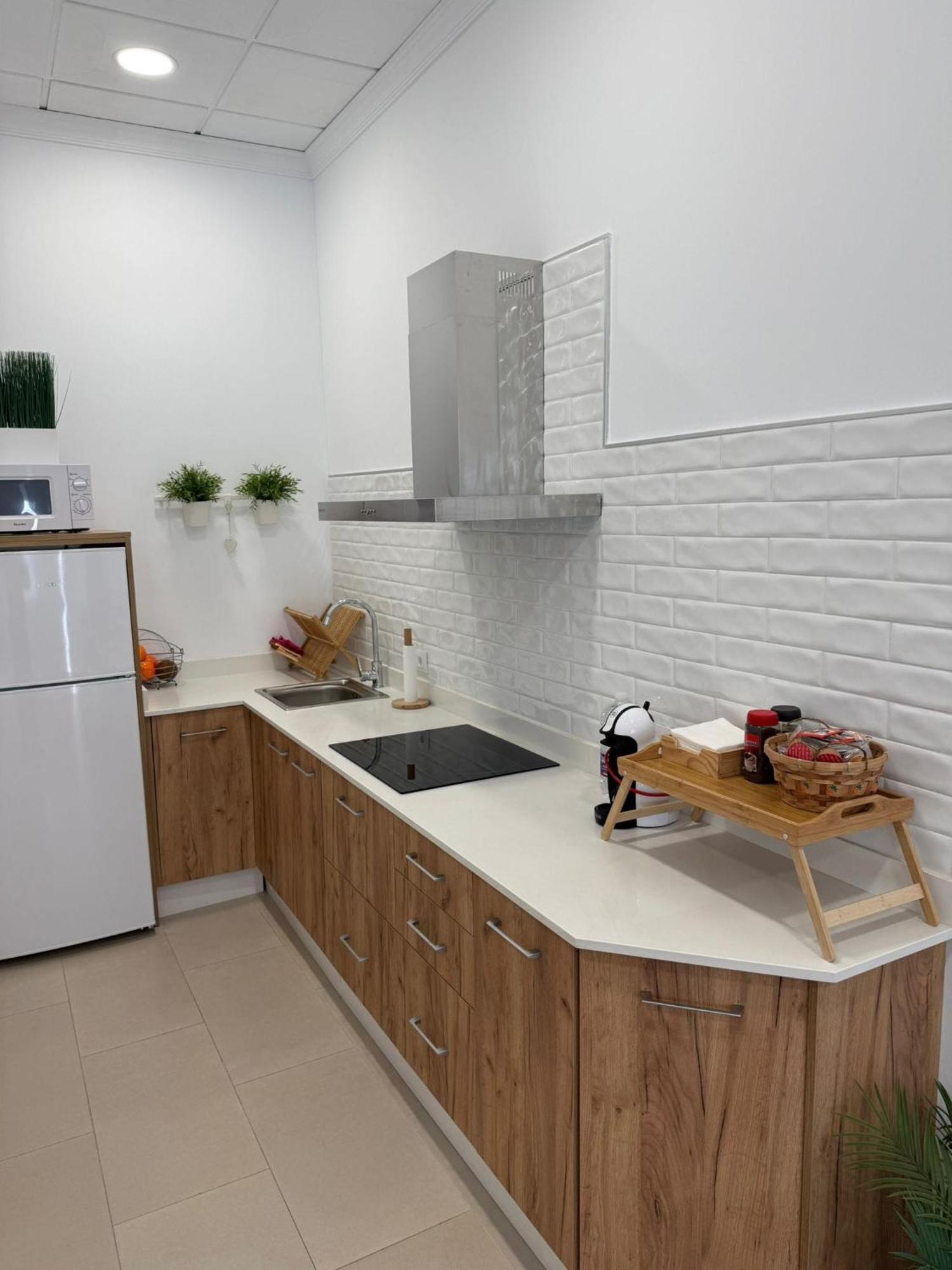 Apartamento Turistico Leo Baena Dış mekan fotoğraf